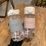 Garrafa de água fofa portátil de 500ml com tampa pop-up de palha à prova de vazamento para crianças da escola garrafa de beber de plástico